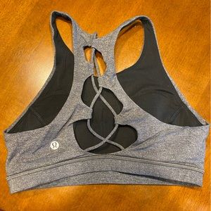Lululemon Sports Bra (6)